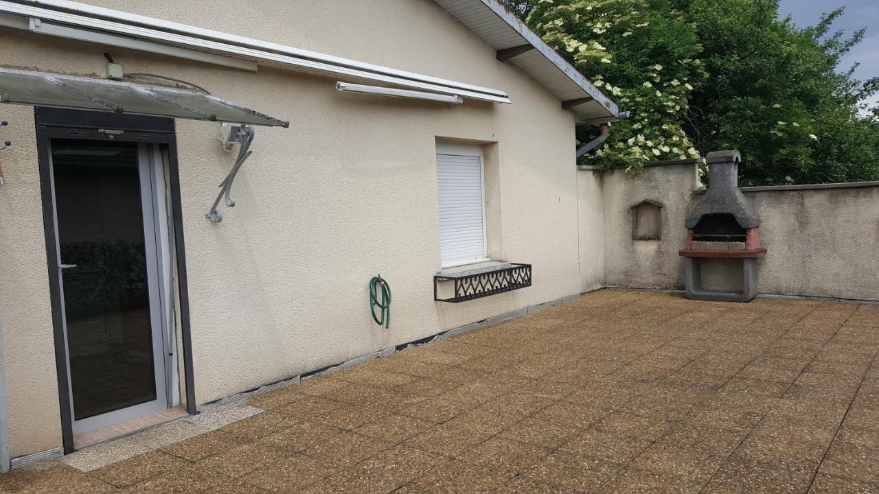 Appartement Le repaire du deux roues à Saint-Sauveur  Extérieur photo