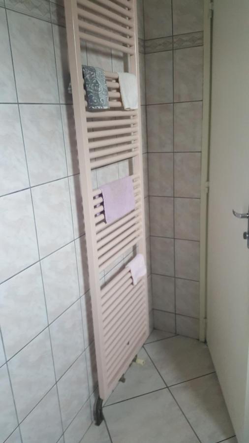 Appartement Le repaire du deux roues à Saint-Sauveur  Extérieur photo
